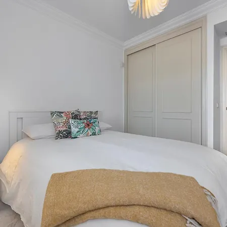 Puerto Banus Luxury Apartment, Golden Mile * Marbella